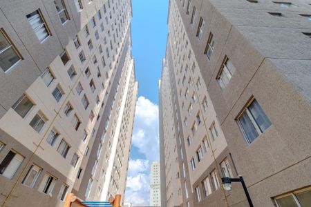 Apartamento para alugar com 48m², 2 quartos e sem vagaFachada