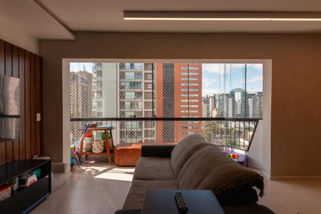 Sala de TV de apartamento à venda com 3 quartos, 125m² em Indianópolis, São Paulo