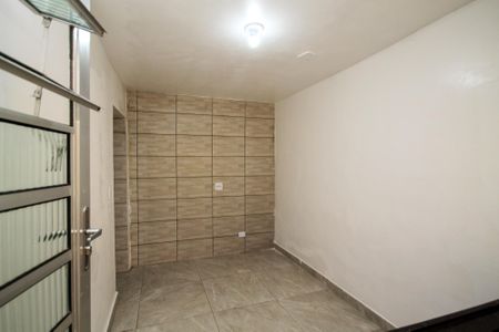 Entrada de casa para alugar com 1 quarto, 34m² em Jardim Araruama, Cotia