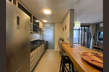 Apartamento para alugar com 85m², 2 quartos e 2 vagas Apartamento para alugar com 85m², 2 quartos e 2 vagasCozinha