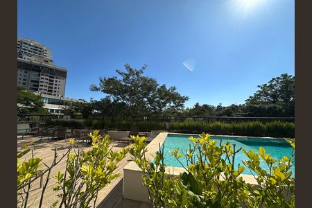 Apartamento para alugar com 85m², 2 quartos e 2 vagas Apartamento para alugar com 85m², 2 quartos e 2 vagasÁrea comum - Piscina