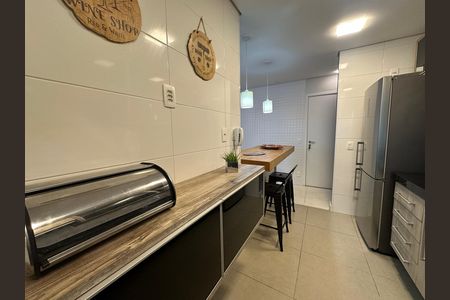 Apartamento para alugar com 85m², 2 quartos e 2 vagas Apartamento para alugar com 85m², 2 quartos e 2 vagasCozinha