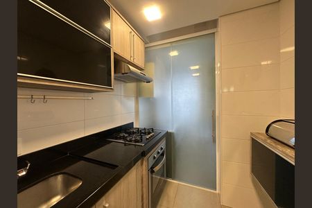 Apartamento para alugar com 85m², 2 quartos e 2 vagas Apartamento para alugar com 85m², 2 quartos e 2 vagasCozinha