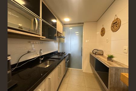 Apartamento para alugar com 85m², 2 quartos e 2 vagas Apartamento para alugar com 85m², 2 quartos e 2 vagasCozinha