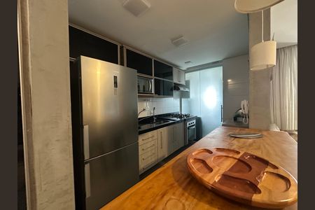 Apartamento para alugar com 85m², 2 quartos e 2 vagas Apartamento para alugar com 85m², 2 quartos e 2 vagasCozinha