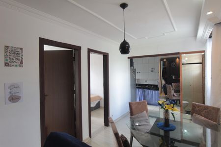 Sala de apartamento para alugar com 3 quartos, 59m² em Paquetá, Belo Horizonte