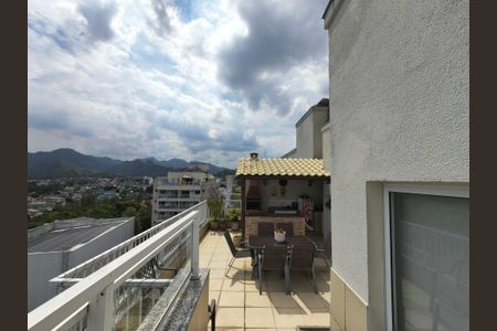 Apartamento para alugar com 116m², 3 quartos e 2 vagas Apartamento para alugar com 116m², 3 quartos e 2 vagasÁrea comum