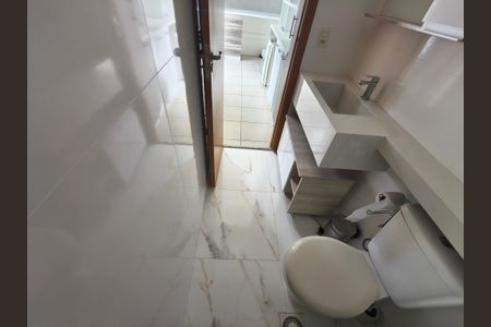 Apartamento para alugar com 116m², 3 quartos e 2 vagas Apartamento para alugar com 116m², 3 quartos e 2 vagasBanheiro Social 2