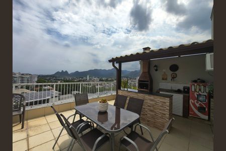 Apartamento para alugar com 116m², 3 quartos e 2 vagas Apartamento para alugar com 116m², 3 quartos e 2 vagasCobertura