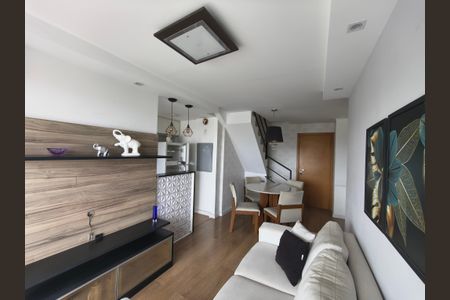 Apartamento para alugar com 116m², 3 quartos e 2 vagas Apartamento para alugar com 116m², 3 quartos e 2 vagasSala