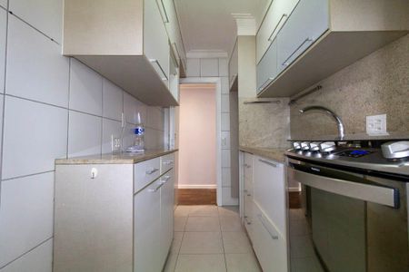 Cozinha de apartamento para alugar com 3 quartos, 101m² em Vila Carrão, São Paulo