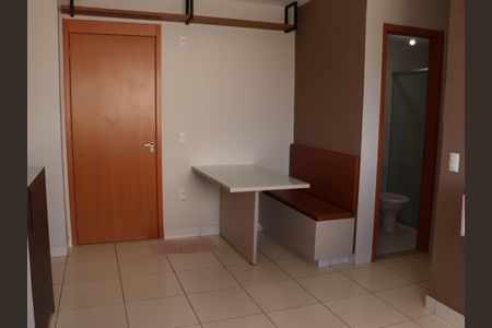 Sala de Jantar de apartamento para alugar com 2 quartos, 50m² em Setor Faicalville, Goiânia