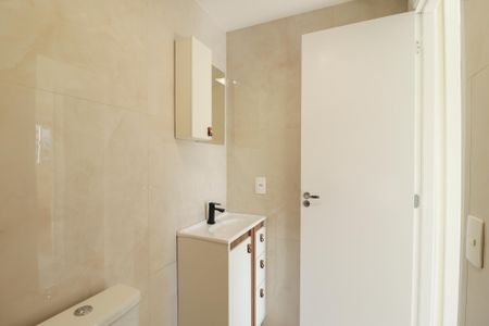 Banheiro de apartamento para alugar com 2 quartos, 43m² em Imirim, São Paulo