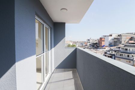 Apartamento à venda com 43m², 2 quartos e 1 vaga Apartamento à venda com 43m², 2 quartos e 1 vagaVaranda da Sala/Cozinha