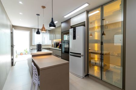 Casa à venda com 226m², 3 quartos e 2 vagasCozinha