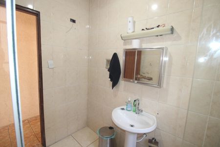 Casa à venda com 300m², 3 quartos e 3 vagasBanheiro Social 2