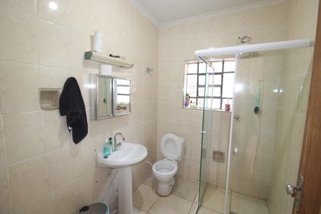 Casa à venda com 300m², 3 quartos e 3 vagasBanheiro Social 2