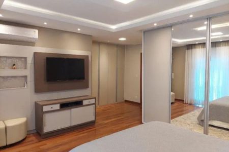 Casa à venda com 3 quartos, 202m² em Petrópolis, Porto Alegre