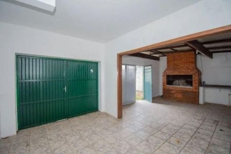 Casa à venda com 3 quartos, 320m² em Petrópolis, Porto Alegre