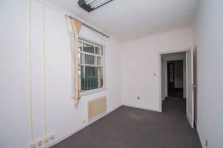 Casa à venda com 3 quartos, 320m² em Petrópolis, Porto Alegre