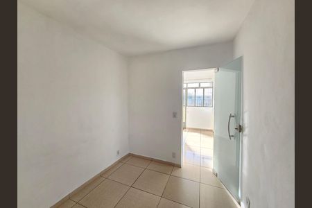 Quarto de apartamento para alugar com 1 quarto, 36m² em Vila Emil, Mesquita