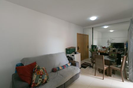 Apartamento à venda com 89m², 2 quartos e 2 vagasSala