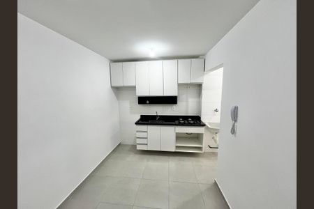 Sala/Cozinha de kitnet/studio para alugar com 2 quartos, 30m² em Vila Dom Pedro Ii, São Paulo