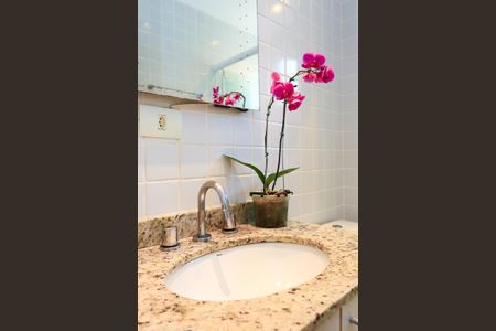 Apartamento à venda com 138m², 3 quartos e 2 vagasBanheiro da Suíte 2