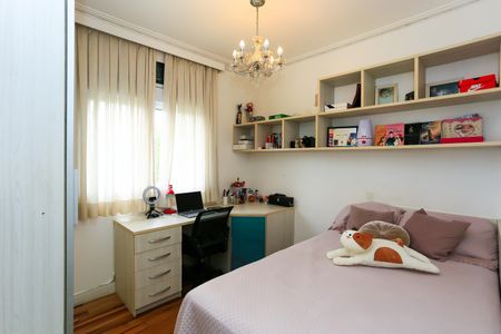 Apartamento à venda com 138m², 3 quartos e 2 vagasSuíte 2