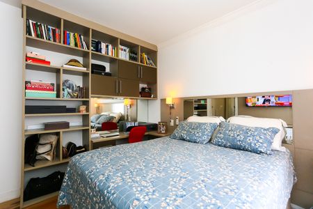 Apartamento à venda com 138m², 3 quartos e 2 vagasSuíte 3