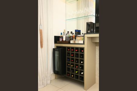 Apartamento à venda com 138m², 3 quartos e 2 vagasAdega