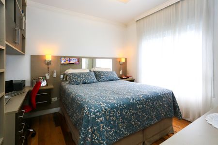 Apartamento à venda com 138m², 3 quartos e 2 vagasSuíte 3