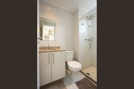 Apartamento à venda com 138m², 3 quartos e 2 vagasBanheiro da Suíte 1