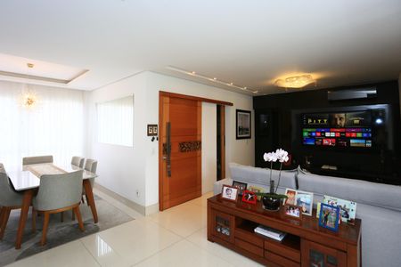 Apartamento à venda com 138m², 3 quartos e 2 vagasSala