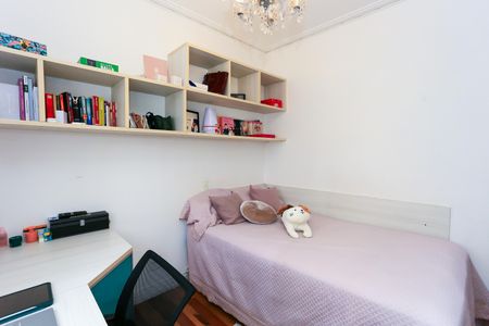 Apartamento à venda com 138m², 3 quartos e 2 vagasSuíte 2