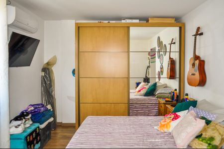 Apartamento à venda com 136m², 2 quartos e 1 vagaQuarto 1