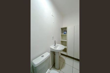 Banheiro de kitnet/studio para alugar com 1 quarto, 20m² em Belenzinho, São Paulo