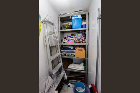 Apartamento à venda com 130m², 3 quartos e 2 vagas Apartamento à venda com 130m², 3 quartos e 2 vagasÁrea de serviço