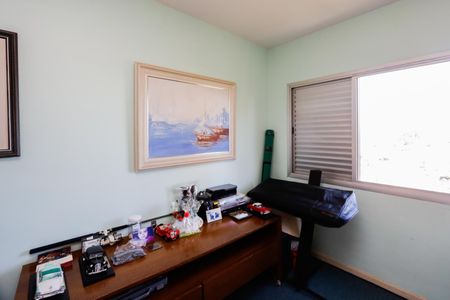 Apartamento à venda com 130m², 3 quartos e 2 vagas Apartamento à venda com 130m², 3 quartos e 2 vagasQuarto 2