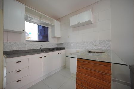 Casa para alugar com 120m², 4 quartos e 2 vagasCozinha