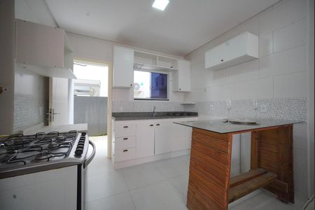 Casa para alugar com 120m², 4 quartos e 2 vagasCozinha