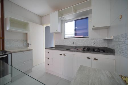 Casa para alugar com 120m², 4 quartos e 2 vagasCozinha