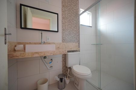 Casa para alugar com 120m², 4 quartos e 2 vagasBanheiro Social