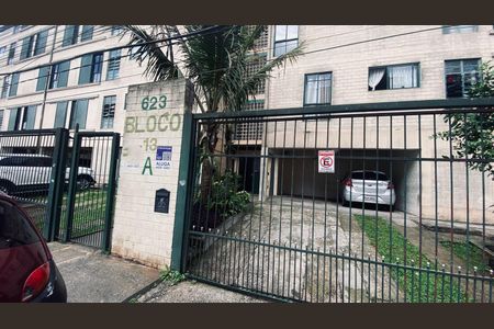 Apartamento para alugar com 66m², 2 quartos e 1 vagaFachada + placa 