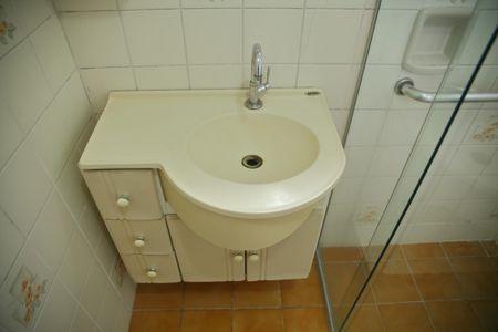 Apartamento para alugar com 65m², 2 quartos e 1 vagaBanheiro