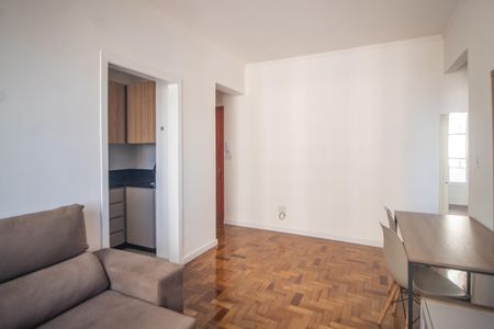 Sala de apartamento para alugar com 1 quarto, 42m² em Centro Histórico, Porto Alegre