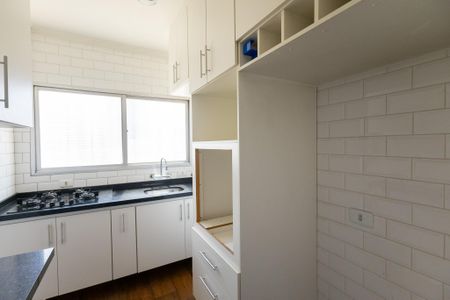 Apartamento à venda com 65m², 2 quartos e 1 vaga Apartamento à venda com 65m², 2 quartos e 1 vagaCozinha