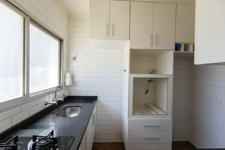 Apartamento à venda com 65m², 2 quartos e 1 vaga Apartamento à venda com 65m², 2 quartos e 1 vagaCozinha