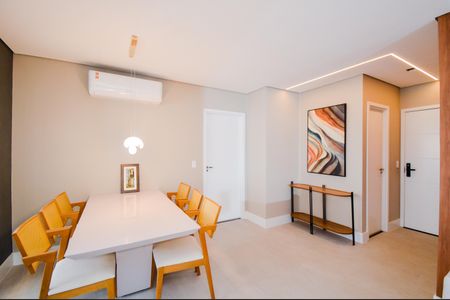 Apartamento à venda com 150m², 4 quartos e 3 vagasSala