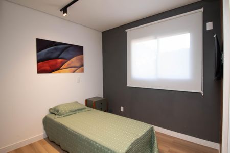Apartamento à venda com 150m², 4 quartos e 3 vagas Apartamento à venda com 150m², 4 quartos e 3 vagasQuarto 2 - Suíte
